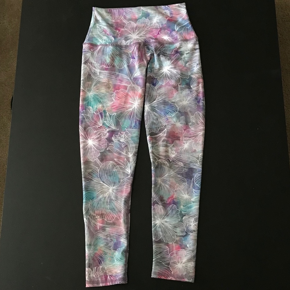 EVCR High Waisted Slim 7/8 Length Leggings | M